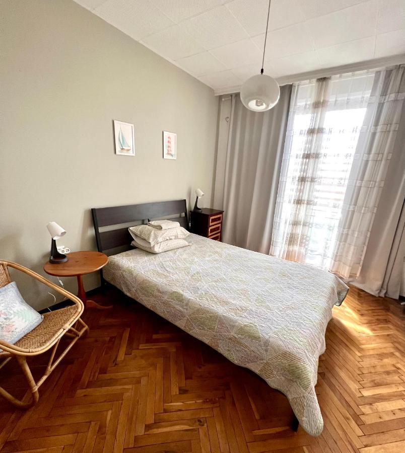 La Gare Apartment Varna Esterno foto